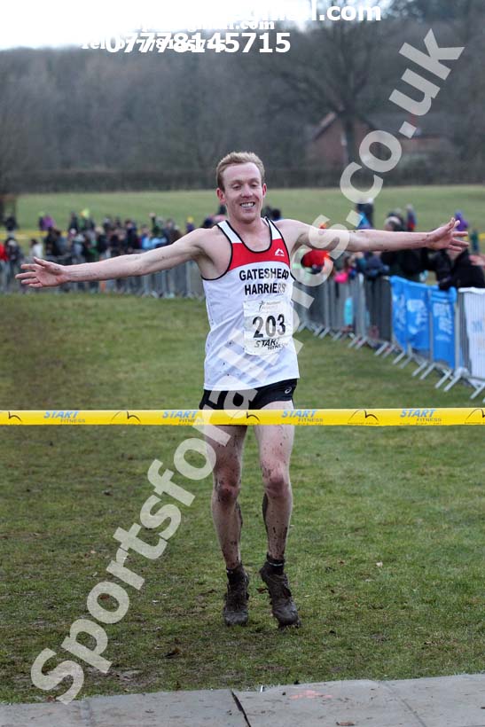 Senior mens Northern Cross Country Champs., Camp Hill Estate, Kirklington.  Photo: David T. Hewitson/Sports for All Pics
